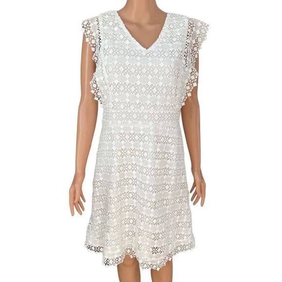 Amy Lynn Flutter Sleeve white Lace Dress, Size L - Picture 2 of 9